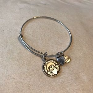 Alex and Ani claddagh bracelet
